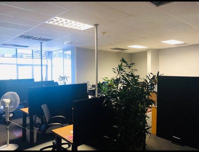 580M² OFFICE FOR SALE IN UMHLANGA RIDGE
